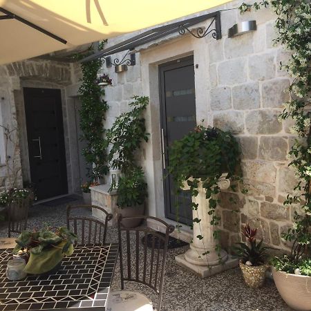 Guest House Laura Split Ngoại thất bức ảnh