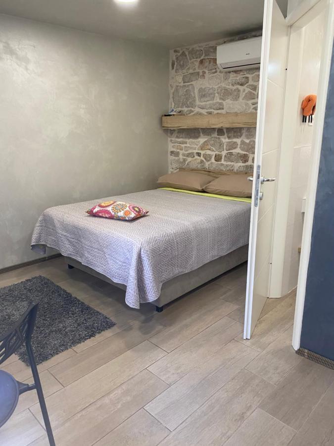 Guest House Laura Split Ngoại thất bức ảnh