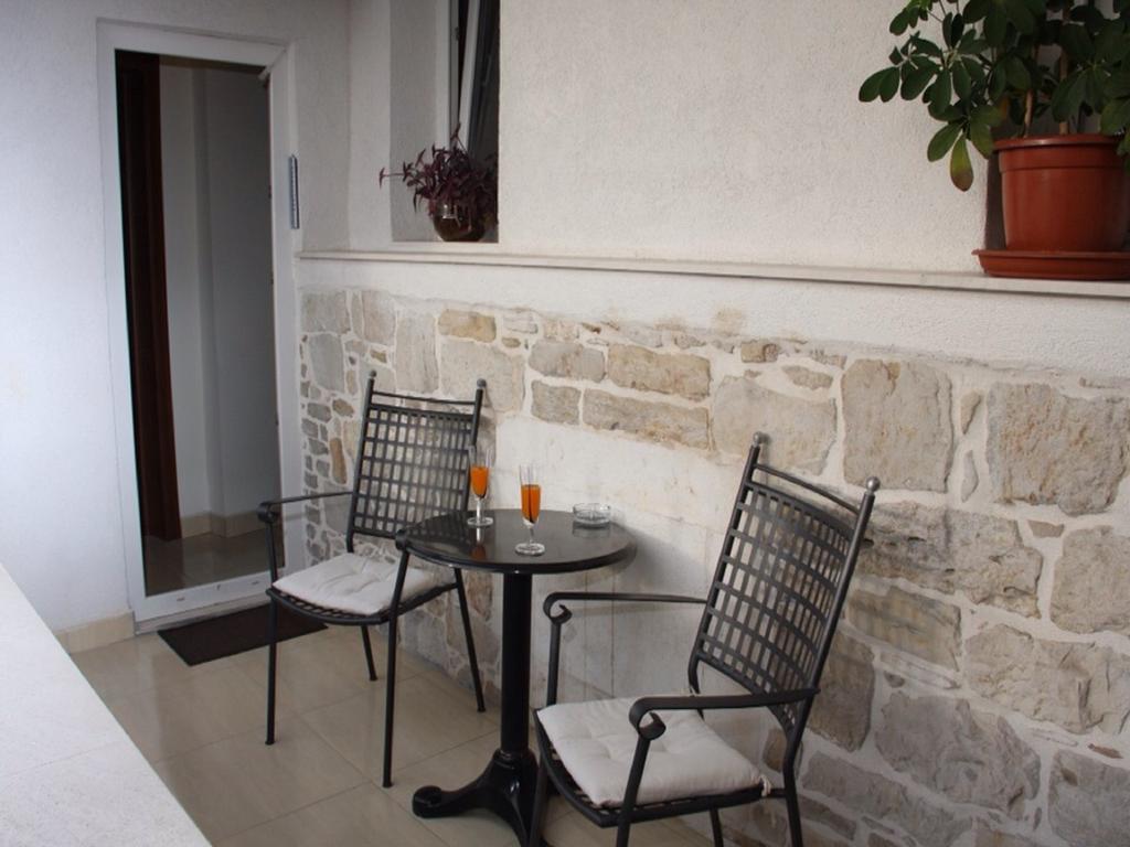 Guest House Laura Split Ngoại thất bức ảnh