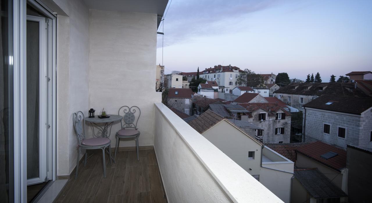 Guest House Laura Split Ngoại thất bức ảnh